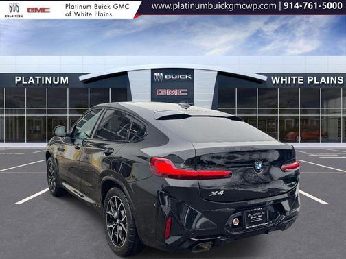 2023 BMW X4 xDrive30i