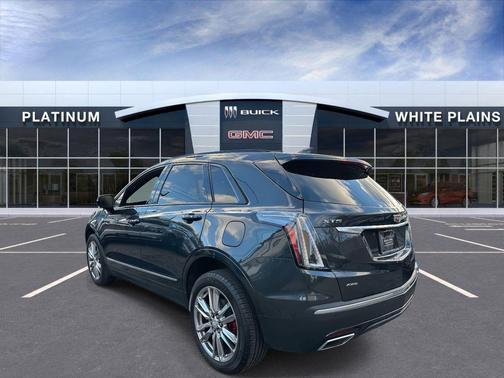 2023 Cadillac XT5 Sport