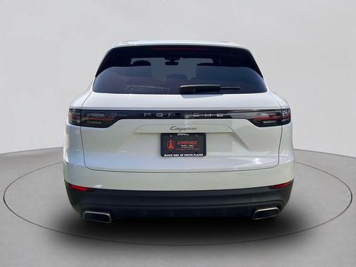 2023 Porsche Cayenne Platinum Edition