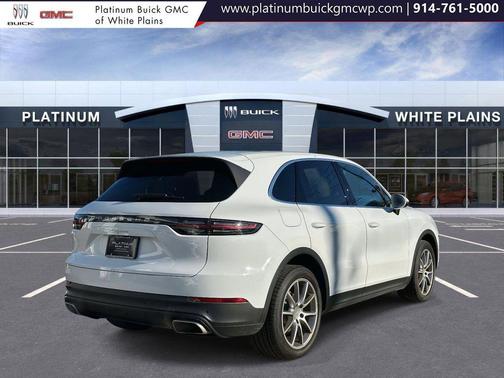 2023 Porsche Cayenne Platinum Edition