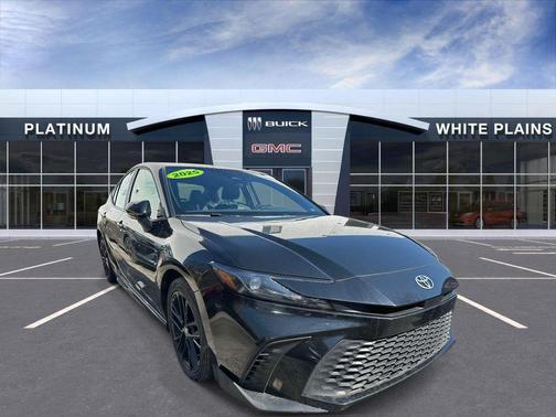 Black 2025 Toyota Camry XSE