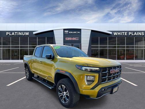 Solar Flare Metallic 2023 GMC Canyon AT4