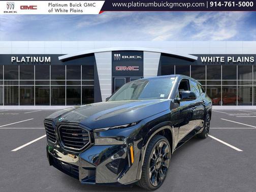 Black Sapphire Metallic 2026 BMW XM Label