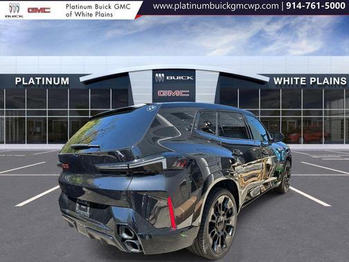 Black Sapphire Metallic 2026 BMW XM Label