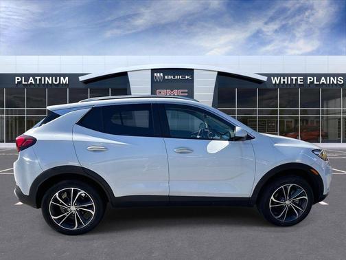 Summit White 2023 Buick Encore GX Select