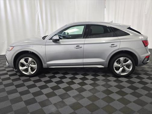 2025 Audi Q5 Sportback Prestige 45 TFSI S line quattro S tronic