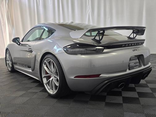 2020 Porsche 718 Cayman 