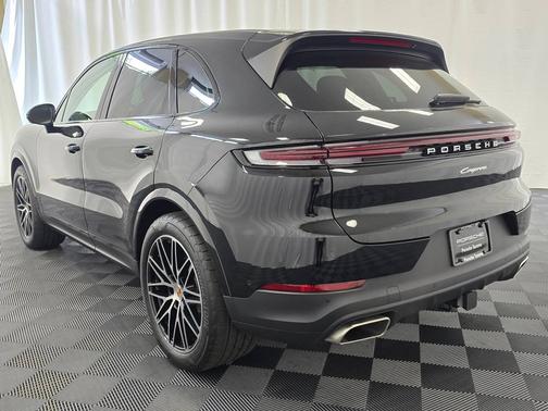 2025 Porsche Cayenne 