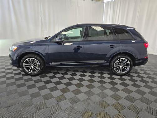 2025 Audi Q7 Premium Plus 45 TFSI quattro Tiptronic