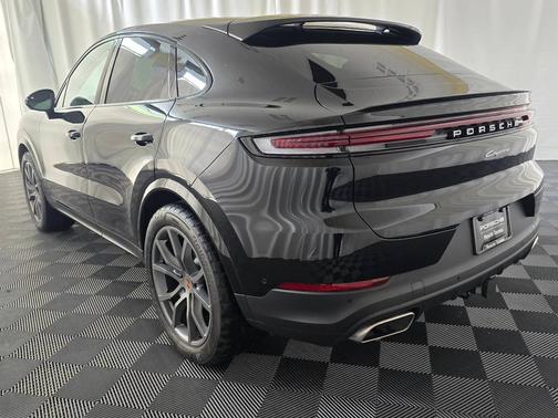 2025 Porsche Cayenne 