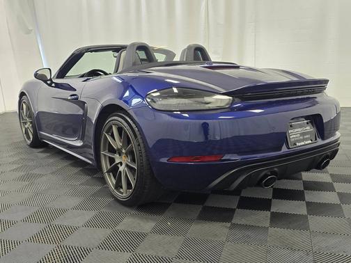2021 Porsche 718 Boxster 