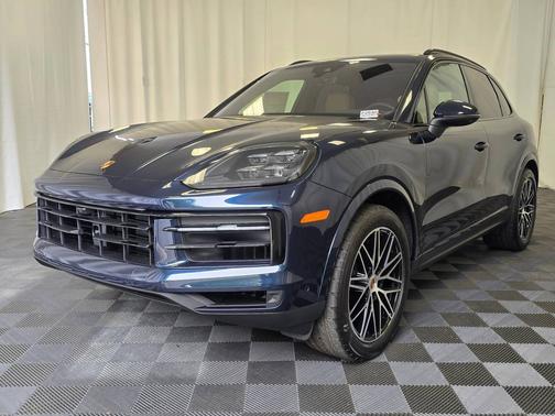 2025 Porsche Cayenne 