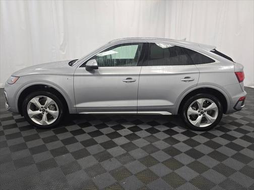 2025 Audi Q5 Sportback Premium Plus 45 TFSI S line quattro S tronic