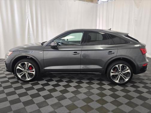 2025 Audi Q5 Sportback Premium Plus 45 TFSI S line quattro S tronic
