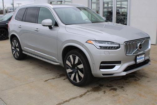 2023 Volvo XC90 Recharge Plug-In Hybrid T8 Ultimate Bright Theme 7-Seater