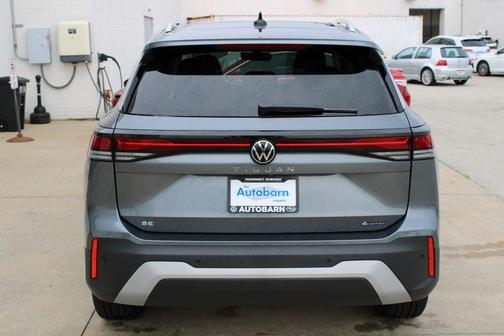 2025 Volkswagen Tiguan 2.0T SE