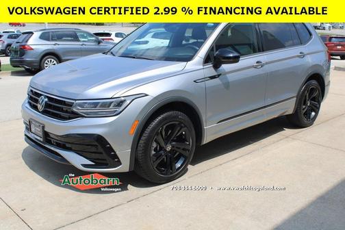 2024 Volkswagen Tiguan 2.0T SE R-Line Black