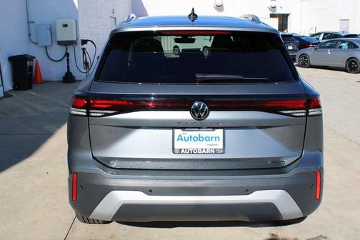 2025 Volkswagen Tiguan 2.0T SE