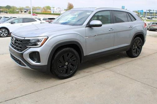 2025 Volkswagen Atlas Cross Sport 2.0T SE w/Technology