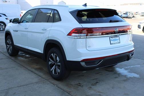 2026 Volkswagen Atlas Cross Sport 2.0T SE