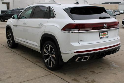 2026 Volkswagen Atlas Cross Sport 2.0T SEL Premium R-Line