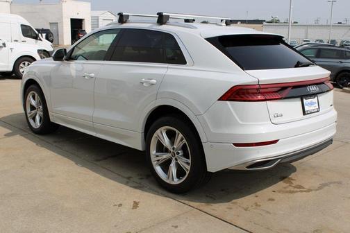 2023 Audi Q8 55 Premium