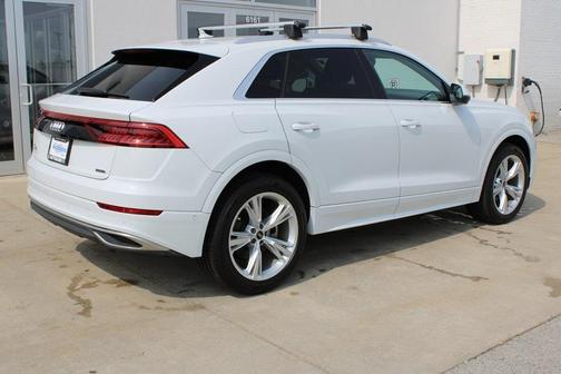 2023 Audi Q8 55 Premium