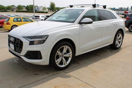 2023 Audi Q8 55 Premium