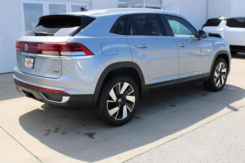 2025 Volkswagen Atlas Cross Sport 2.0T SE w/Technology