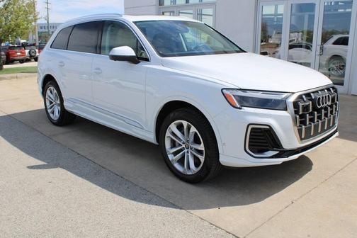 2025 Audi Q7 45 Premium