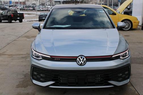 2026 Volkswagen Golf GTI AUTOBAHN