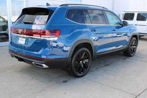 2025 Volkswagen Atlas 2.0T SE