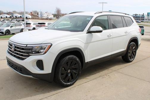 2025 Volkswagen Atlas 2.0T SE