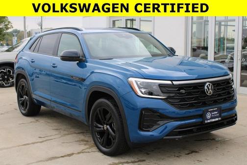 2025 Volkswagen Atlas Cross Sport 2.0T SEL R-Line Black