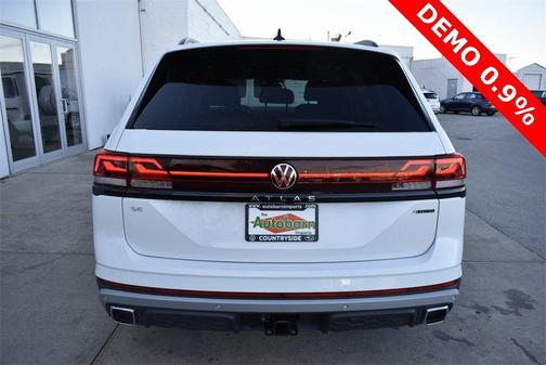 2025 Volkswagen Atlas 2.0T Peak Edition