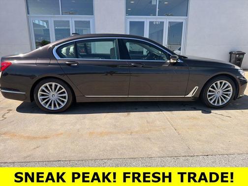 Jatoba Brown Metallic 2017 BMW 740 i xDrive