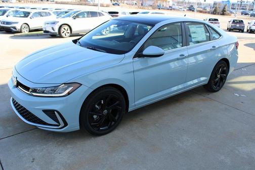 2025 Volkswagen Jetta 1.5T SE