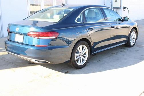 2020 Volkswagen Passat 2.0T SE