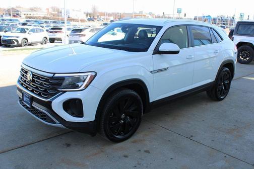 2025 Volkswagen Atlas Cross Sport 2.0T SE w/Technology