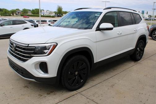 2025 Volkswagen Atlas 2.0T SE
