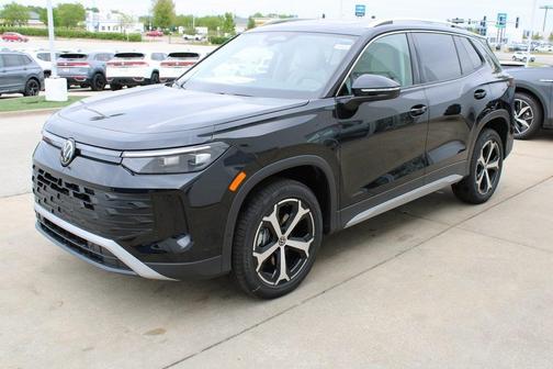 2025 Volkswagen Tiguan 2.0T SE