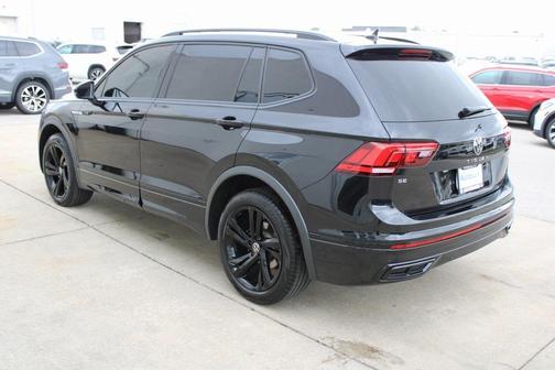 2024 Volkswagen Tiguan 2.0T SE R-Line Black
