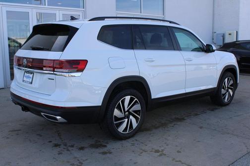 2025 Volkswagen Atlas 2.0T SE