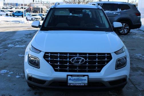 2020 Hyundai VENUE SEL