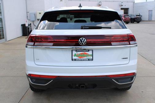2025 Volkswagen Atlas Cross Sport 2.0T SE w/Technology