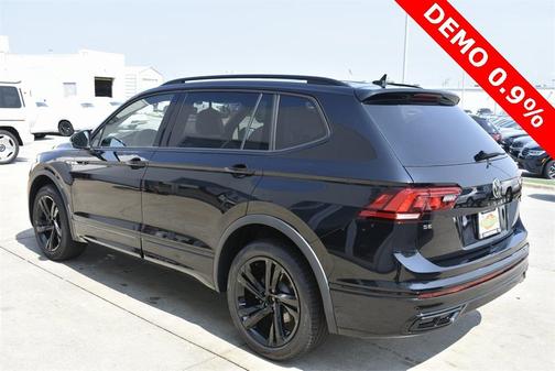 2024 Volkswagen Tiguan 2.0T SE R-Line Black