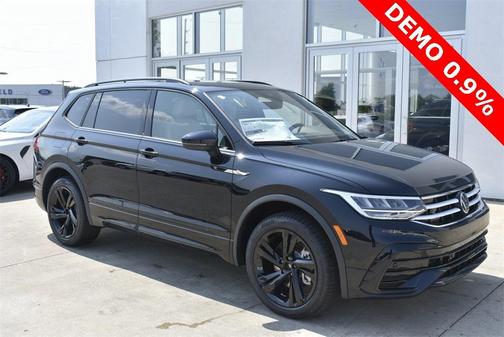2024 Volkswagen Tiguan 2.0T SE R-Line Black