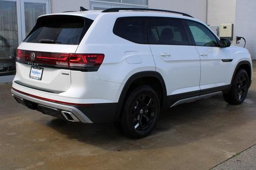 2026 Volkswagen Atlas 2.0T Peak Edition