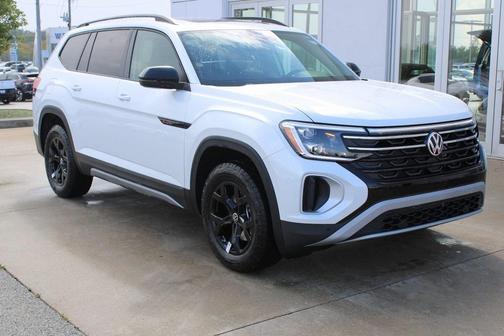 2026 Volkswagen Atlas 2.0T Peak Edition