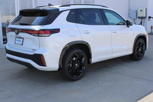 2025 Volkswagen Tiguan 2.0T SE R-Line Black
